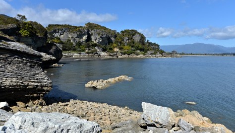 The rocks by Pohara boat club