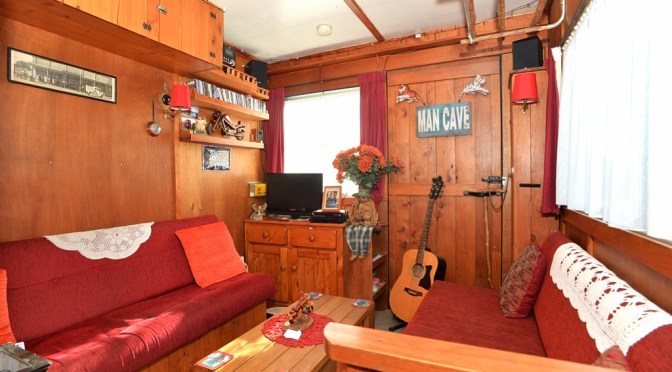 Bruces’s House Truck