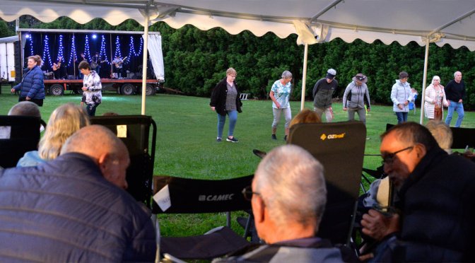 New Years Eve Music at Ninia